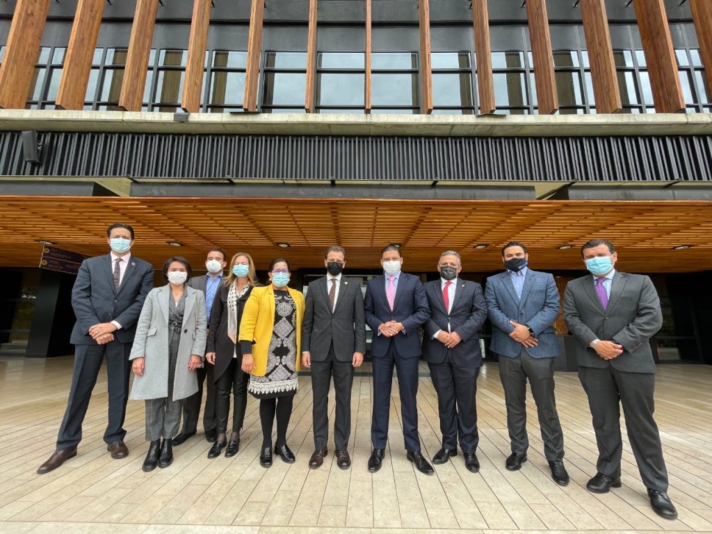 Tito Crissien, ministro de Ciencia, Tecnología e Innovación, Alumni INALDE, en el Club de Profesores de la Universidad de La Sabana
