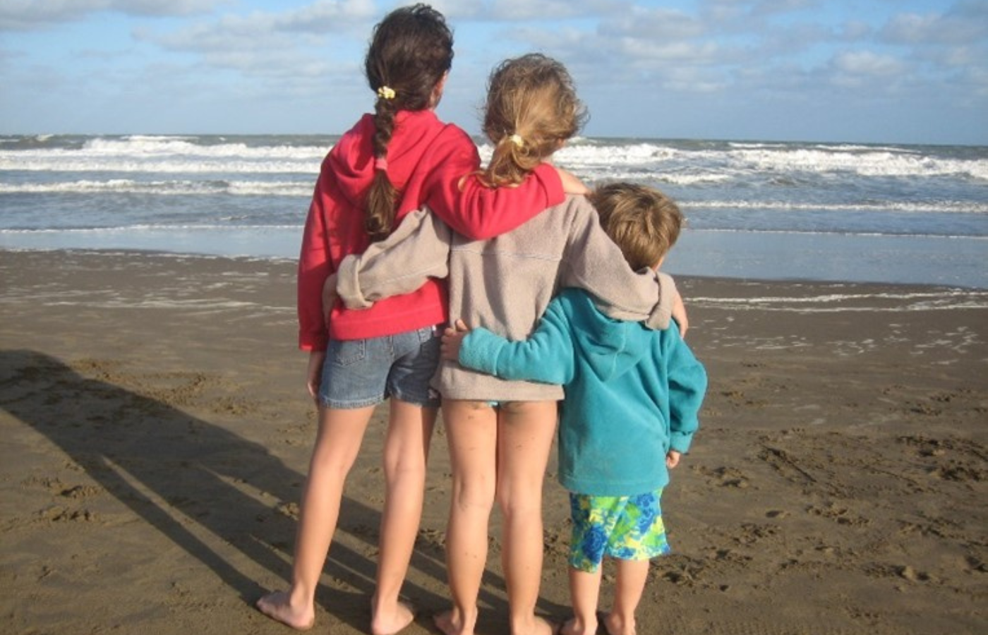 Miren siempre hacia adelante y manténganse unidos