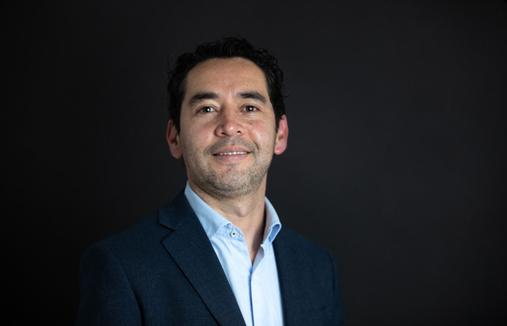 Alumni es nuevo gerente general de Comercial Fox: Inspirando a una nueva generación de líderes