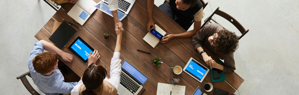 Trabajar en equipo y colaborar